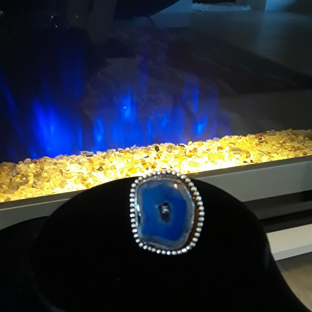 ring - Picture 2 of 2